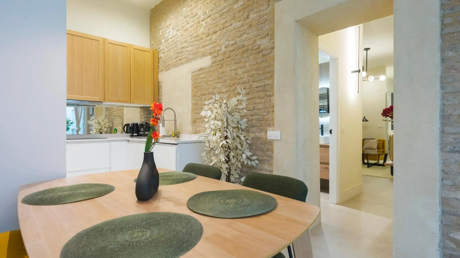New In Santa Cruz Quarter Next To Giralda Apartamento Sevilha