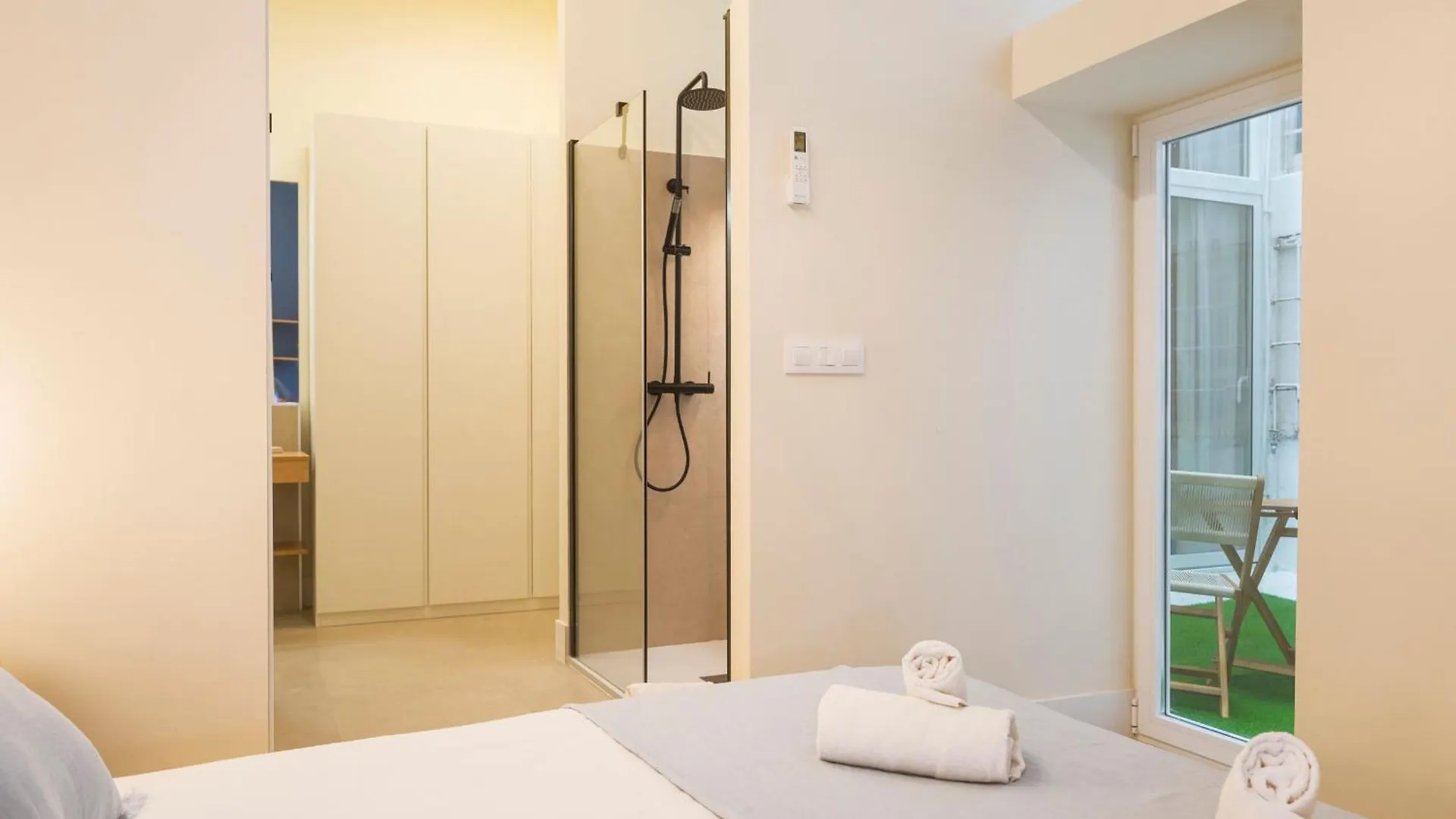 New In Santa Cruz Quarter Next To Giralda Apartment Seville